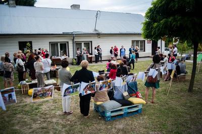 Powiatowy Dzień Bibliotekrza czyli w sienkiewiczowskim stylu po gminie Jabłonna