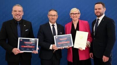 zdjęcie grupy ludzi