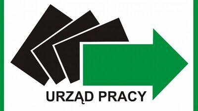 Logo z napisem „URZĄD PRACY”. Po lewej stronie znajdują się trzy czarne, nachodzące na siebie prostokąty przypominające kartki papieru, a obok nich, po prawej stronie, duża zielona strzałka skierowana w prawo. Wszystko otoczone jest zieloną ramką. Jest to oficjalny symbol urzędu pracy w Polsce.