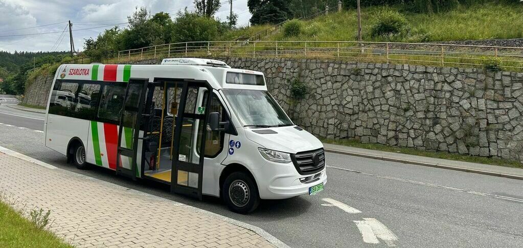 Dodatkowe kursy autobusu „Szarlotka” w Dzień Wszystkich Świętych