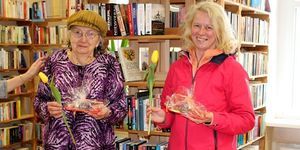 Kobiety z klasą - czytają.