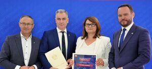 Umowa na dofinansowanie budowę drogi w Siedliskach