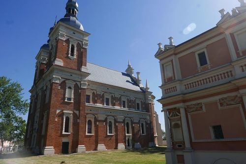 Kościół Wniebowzięcia Najświętszej Marii Panny, św. Floriana i św. Katarzyny w Gołębiu