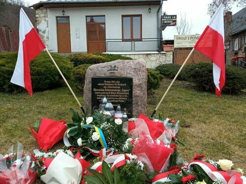 Kamień upamiętniający Zaporę 