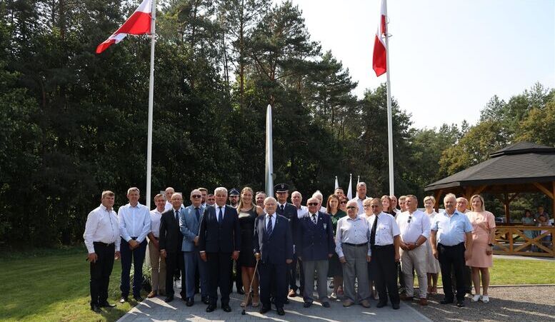 80. Rocznica stacjonowania w Starym Zadybiu -
1 PUŁKU LOTNICTWA MYŚLIWSKIEGO  „WARSZAWA”.