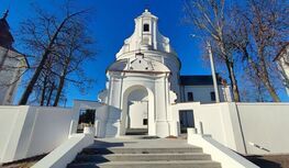 Wejście główne do Kościoła w Kłoczewie