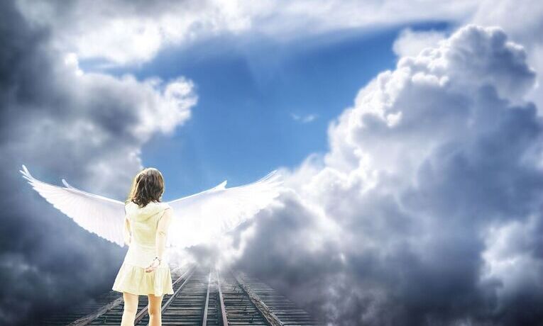 Kiedy umieramy, to nie dusza opuszcza ciało? Nowe badania na temat śmierci