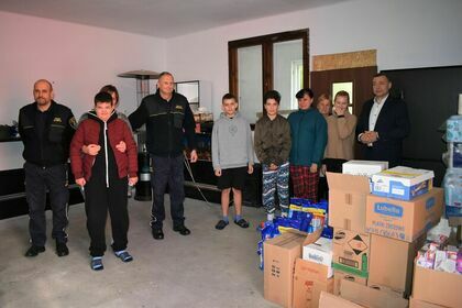 przekazanie darów dla uchodźców z ukrainy