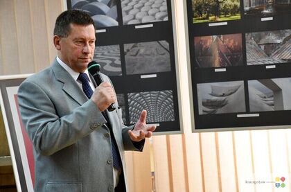 Wernisaż wystawy „Struktury” Leszka Janeczka w Krasnymstawie
