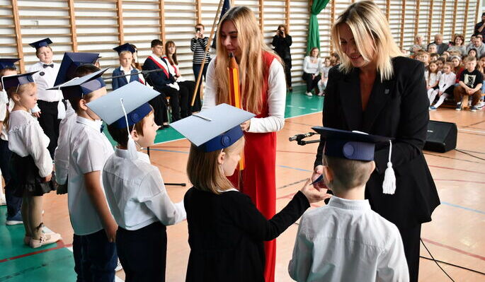 Pasowanie na ucznia w PSP nr 5 w Krasnymstawie