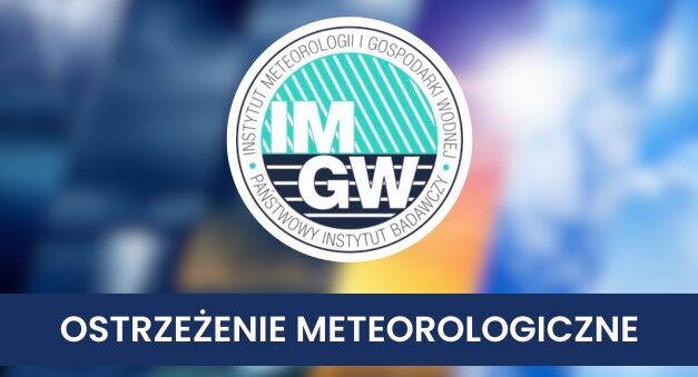 Logo z okrągłym emblematem Instytutu Meteorologii i Gospodarki Wodnej na nieostrym tle. Poniżej znajduje się napis "Ostrzeżenie meteorologiczne" na granatowym pasku.