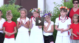 VIDEO - Szkoła w Rudce Kozłowieckiej ma swój sztandar