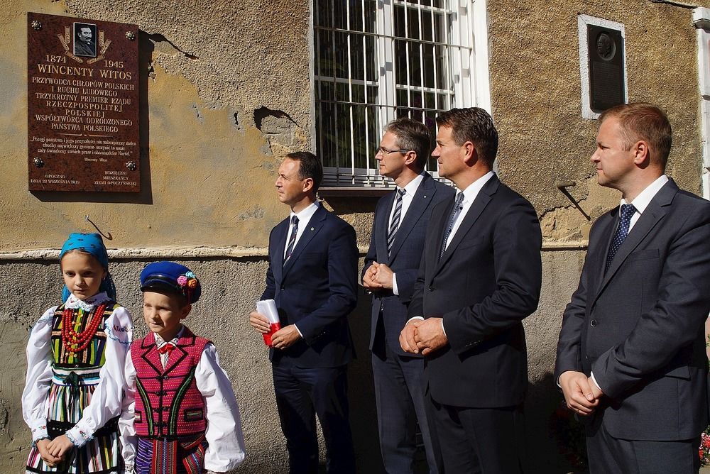 Uroczyste odsłonięcie tablicy Witosa 