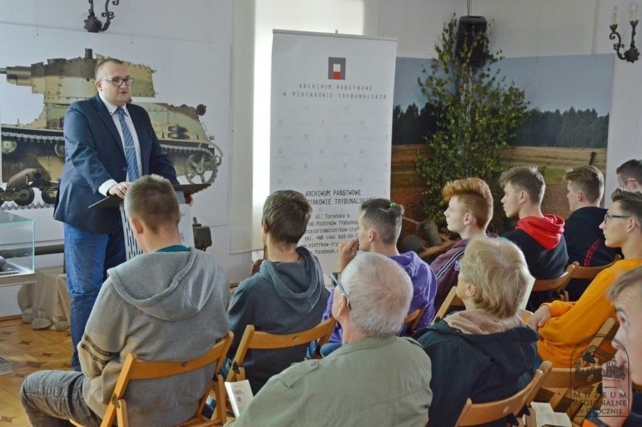 Niezwykła lekcja historii