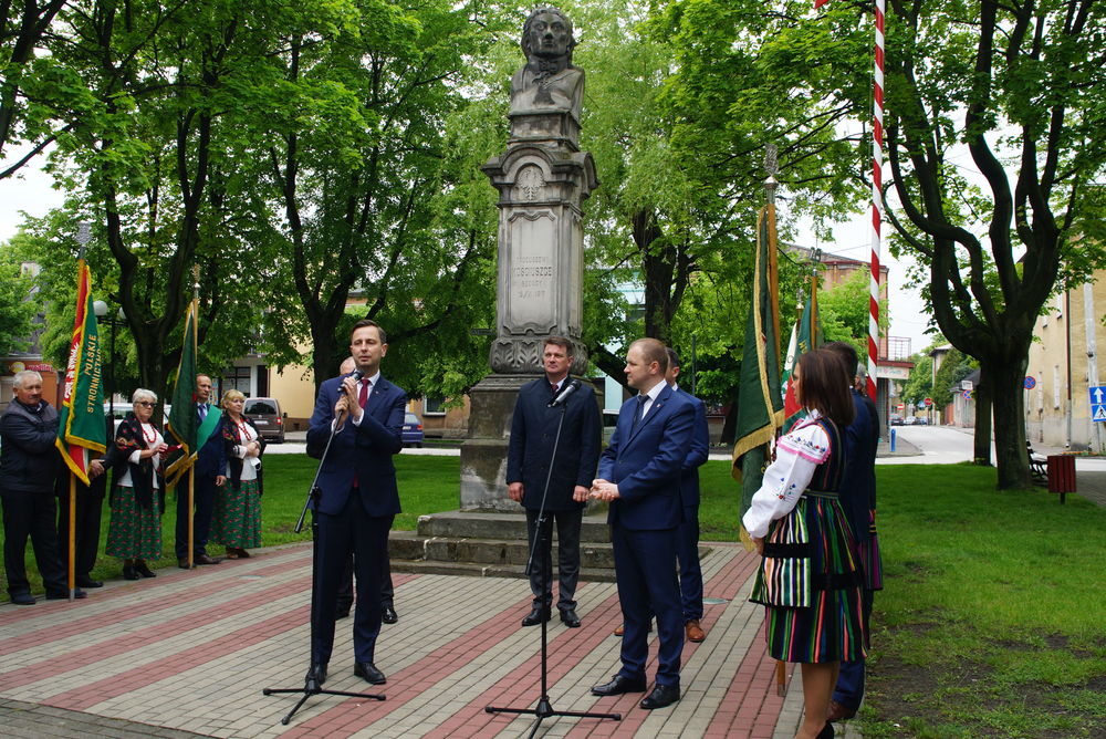 Uroczyste święto ludowe