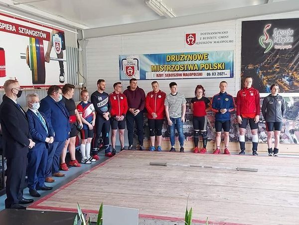 Pierwsze zawody sezonu dla Opoczyńskiej sekcji podnoszenia ciężarów