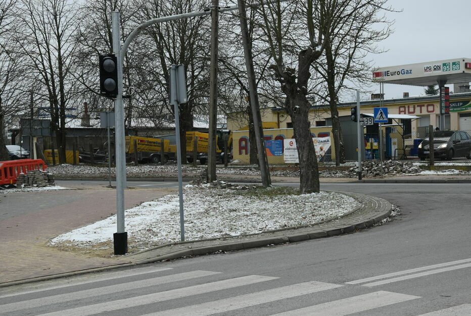 Budowa sygnalizacji świetlnej na skrzyżowaniu ulicy Inowłodzkiej, Skłodowskiej i św. Marka.