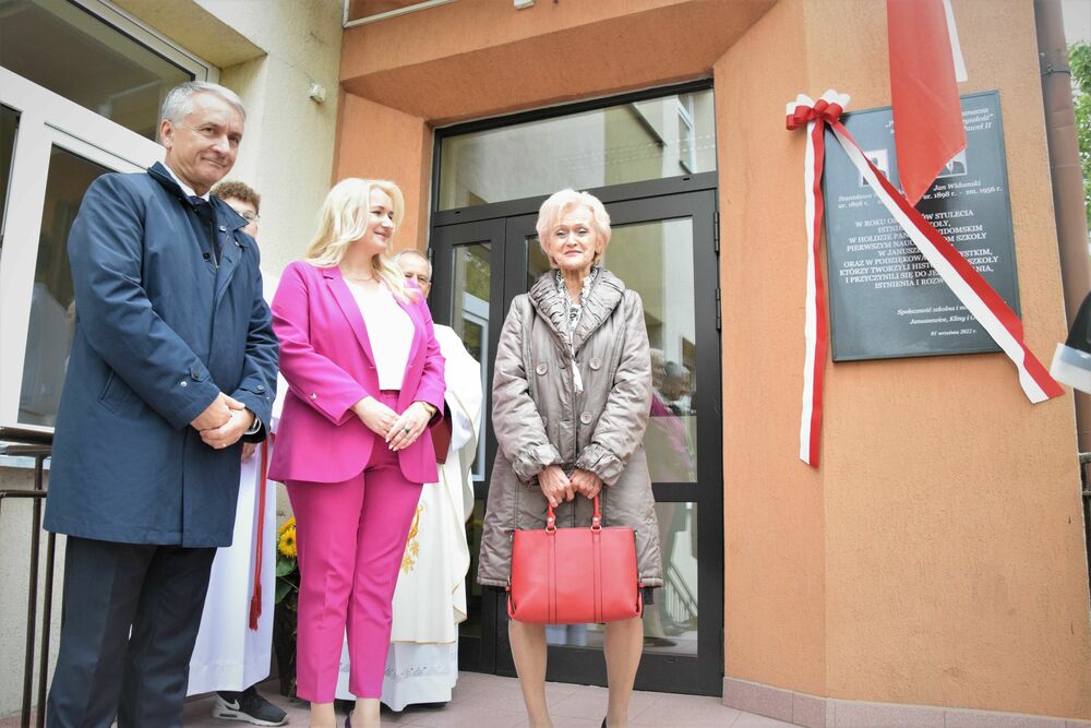 Jubileusz 100-lecia Szkoły Podstawowej w Januszewicach