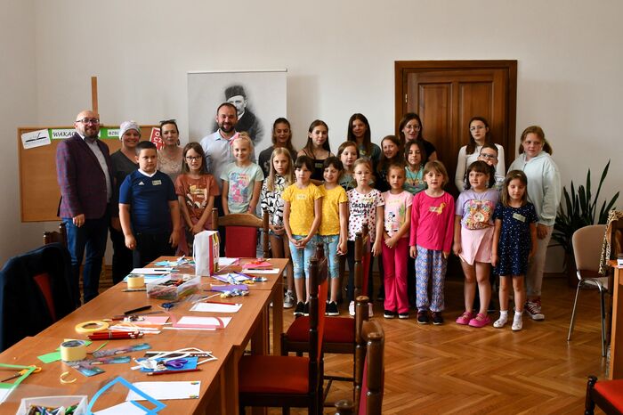 Wakacje w Bibliotece: Kreatywne Spędzanie Czasu Dla Wszystkich Dzieci