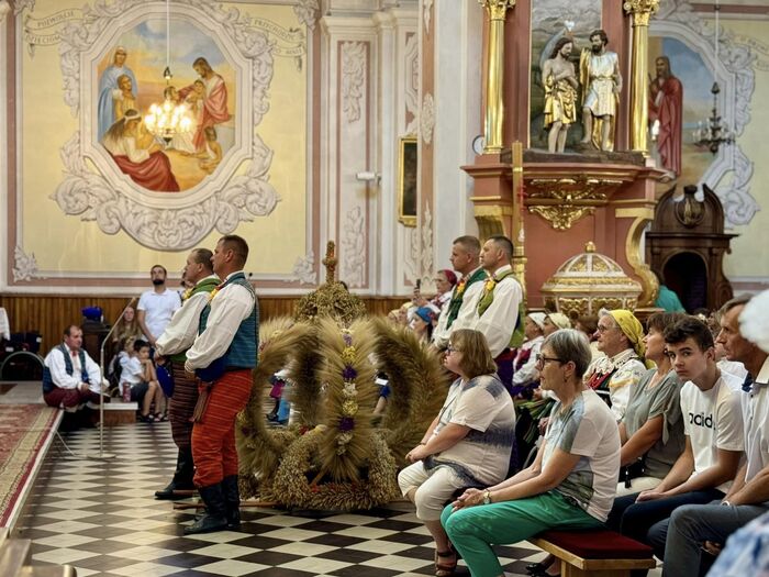 Święto Plonów i Tradycji - Dożynki Parafialne w Kolegiacie św. Bartłomieja w Opocznie oraz Kościele św. Mikołaja w Libiszowie