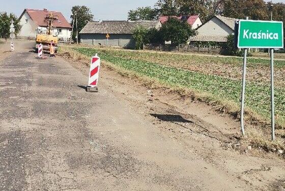 Gmina Opoczno wspiera kolejną inwestycję - Remont dróg powiatowych w miejscowości Kraśnica