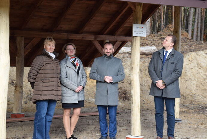 Budowa altany drewnianej w miejscowości Sitowa