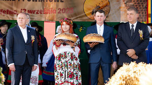 Uroczystości dożynkowe w Nętnie