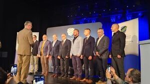 Zespół Szkół w Kaliszu Pomorskim z prestiżowym wyróżnieniem podczas Ogólnopolskiego Forum Szkół „Edukacja Obronna Młodzieży”