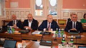 Informacja z XXIII sesji Rady Powiatu Drawskiego 
odbytej w dniu 18 grudnia 2025 r.