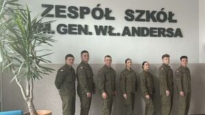 Duma w MUNDURACH! Kadeci z LO „ANDERSA” w szeregach 14 ZBOT