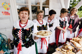 koło gospodyń wiejskich - członkinie biorące udział w konkursie 