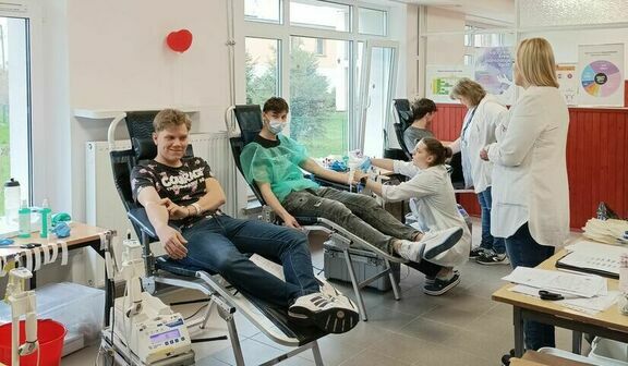 Akcja honorowego krwiodawstwa w Zespole Szkół Zawodowych nr 1 w Dęblinie