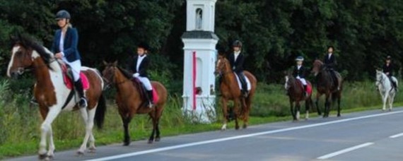 RAJD "TABOREM, ROWEREM, PIESZO KRAINĄ LESSOWYCH WĄWOZÓW"