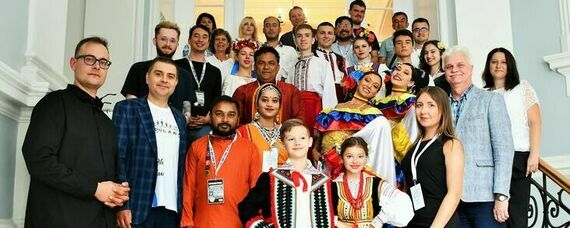 III Międzynarodowy Festiwal Folklorystyczny - spotkanie z zespołami w Starostwie