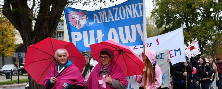 Rak to nie tabu, rak to nie wyrok, marsz różowych parasolek 2026 w Puławach fotorelacja