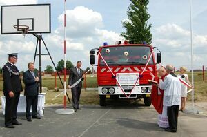 Nowy samochód dla OSP w Radłowie