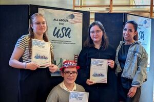 Sukces uczniów z Raszkowa w Powiatowym Konkursie Wiedzy "All about the USA"