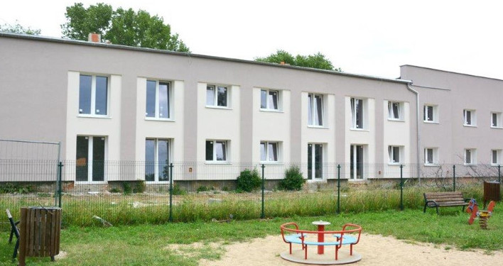 Zasiedlanie budynku w Jaroszowie