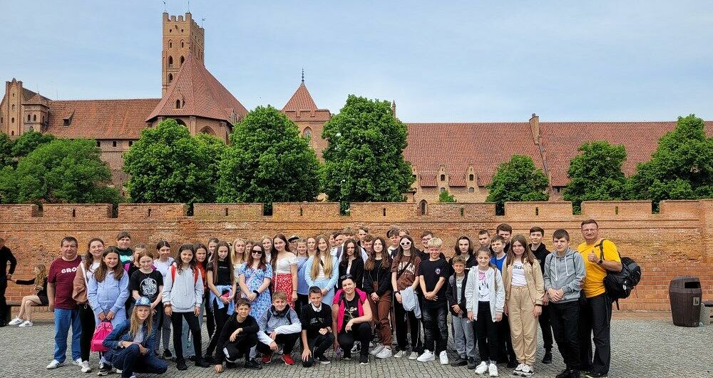 Uczniowie z Jaroszowa na wycieczce w Trójmieście
