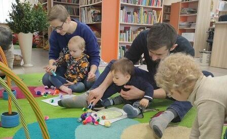 „Brzdąc w bibliotece”