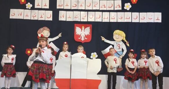 Narodowe Święto Niepodległości w Publicznym Przedszkolu nr 4 im. Pszczółki Mai w Strzegomiu