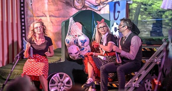 „Grease” z Broadwayu trafił do auli strzegomskiego LO