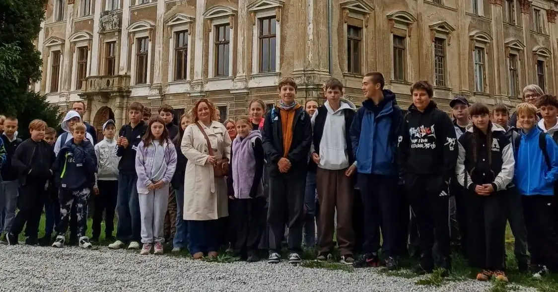 Poznajemy Dolny Śląsk – wycieczka do Zamku w Roztoce!