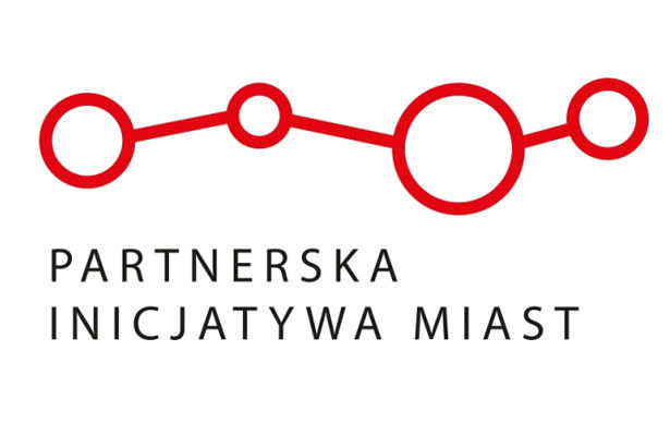 Logo Partnerska inicjatywa miast