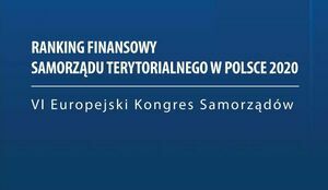 Poziomy prostokąt z granatowym tłem. Na dole biały napis Ranking finansowy Samorządu Terytorialnego 2020.