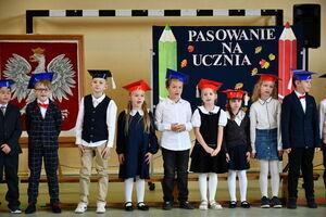 Pasowanie pierwszoklasistów z SP4