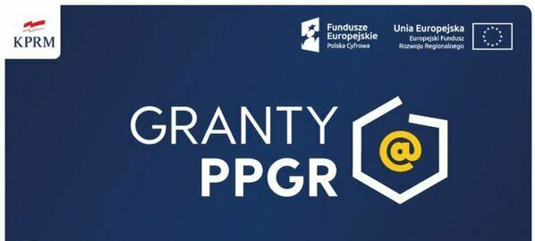 Baner z napisem "GRANTY PPGR", logotypami KPRM, Fundusze Europejskie, Unia Europejska i Polska Cyfrowa oraz symbolem koperty email i znakiem @ na niebieskim tle.
