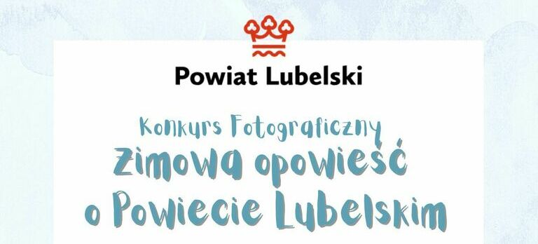 Plakat wydarzenia zimowego z ilustracjami śniegu, drzew, bałwana i gór, z tekstowymi wytycznymi do konkursu fotograficznego na białym tle.