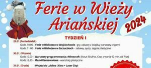 Plakat informacyjny o "Feriach w Wieży Aryjskiej 2024", zawierający daty i planowane atrakcje, z ilustracją mężczyzny w czerwonym stroju i brodzie, przypominającego postać fantasy.