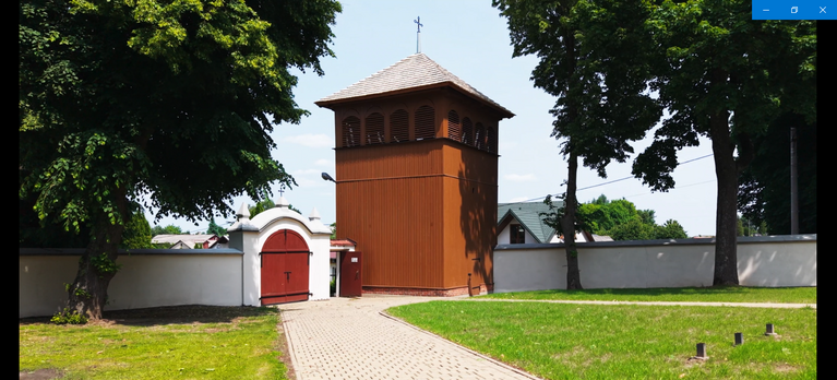 Remont dzwonnicy przy parafii św. Teodora w Wojciechowie